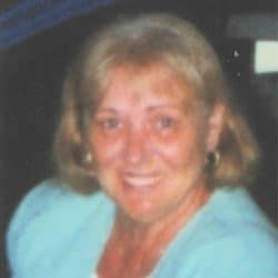 Mme Nicole Laganière née Robinson