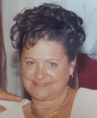 Mrs Suzanne Carrière