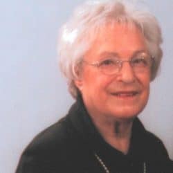 Mme Thérèse Savard née Charbonneau