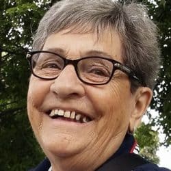 Mme Lucille Sauvé
