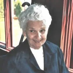 Mme Denise Lacroix (née Petit)