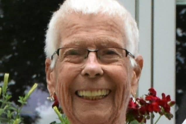 Mme Pamela Audrey Sockett (nee Elliott)