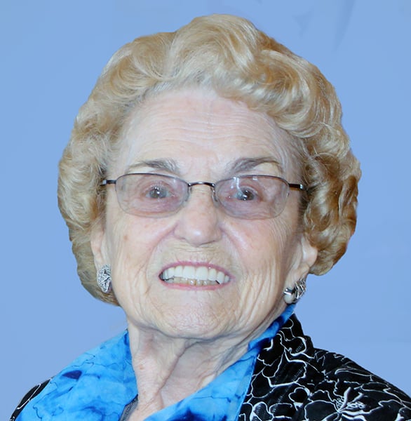 Mme Claire Thérien Levac