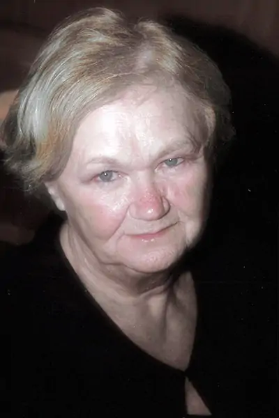 Mme Suzanne Domon née Chassé