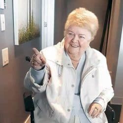 Mme Micheline Larivière née Mireault