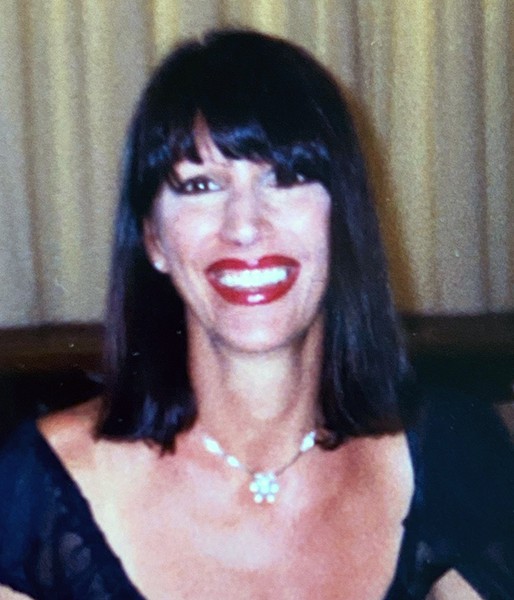 Mme Francine Labrèche