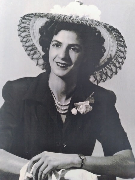 Mme Bamatter (Nee Akzam), Mary Georgette