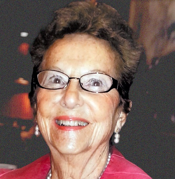 Mme Jacqueline Pharand Boyer 