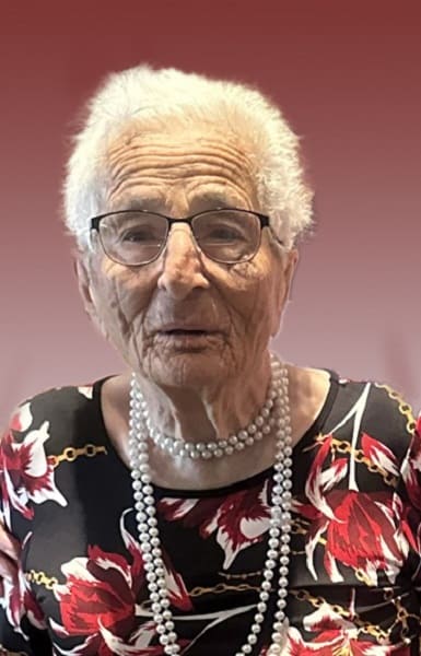 Mme Lina Di Simone