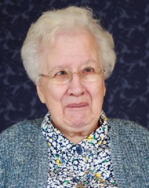 Mme Béliveau Sœur Jeanne  (S. M. de Ste-Julie)