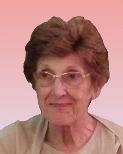 Mme Anita Côté