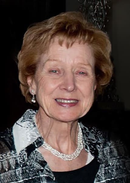 Mme Suzanne Grothé Bisson