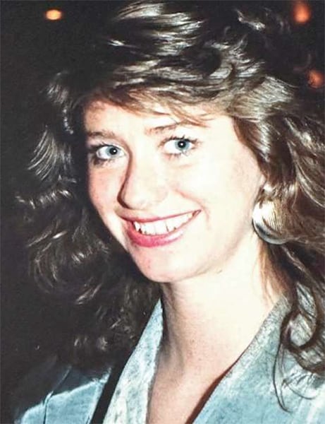 Mme Lori-Ann Stoddart