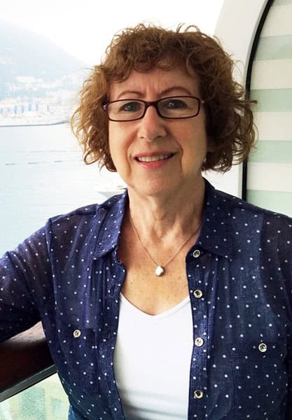 Mme Carmen Desrochers Ladouceur