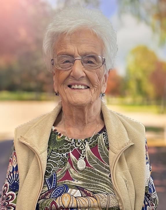 Mme Ritha Comeau née Desmarais