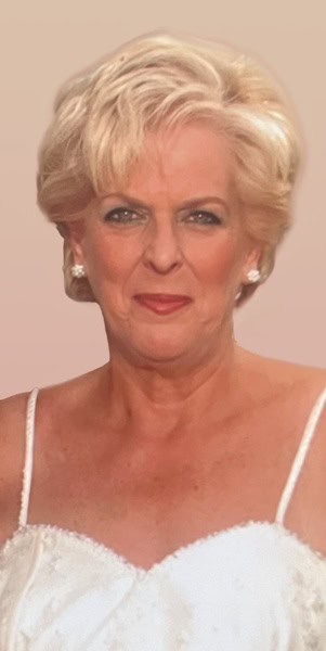 Mme Sandra Mary Carroll
