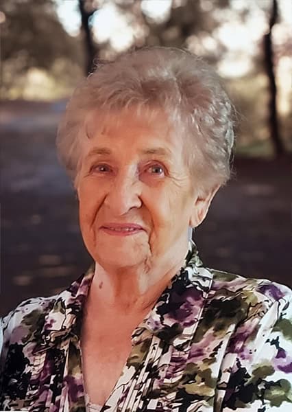Mme Doris Genesse née Boutin