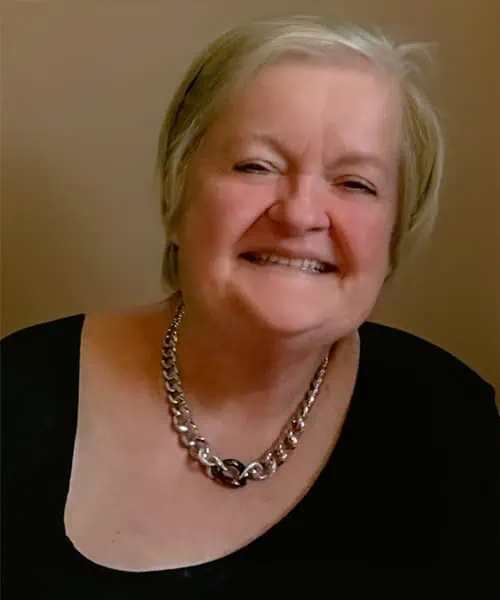 Mme Yolaine Pagé Carroll