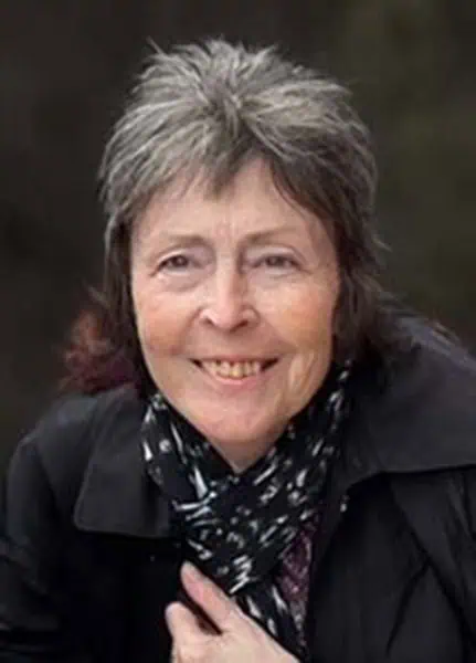 Mme Louise Lamarche