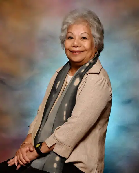 Mme Estela Gregorios Thibault
