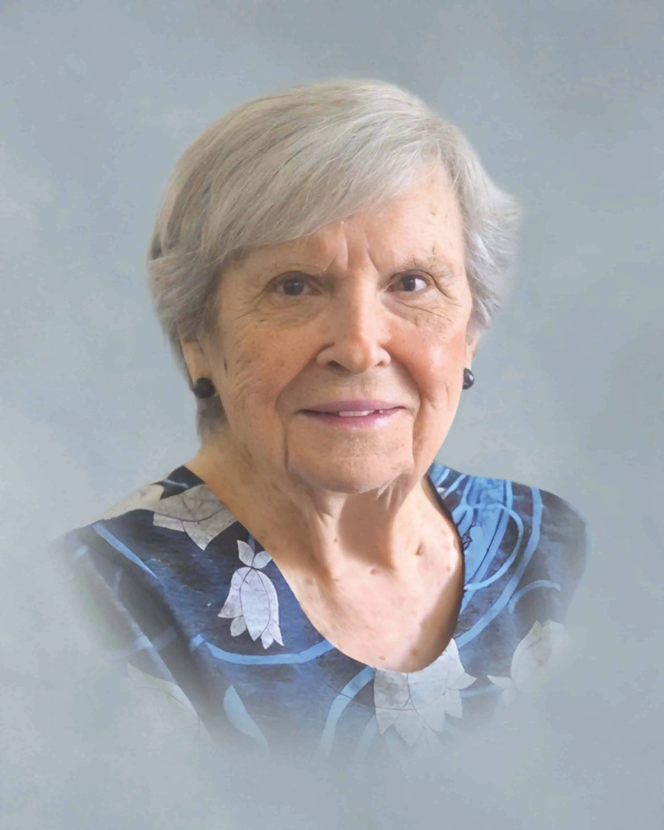 Mme Mary Bélanger Dronsky