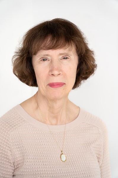 Mrs. Francine Legault