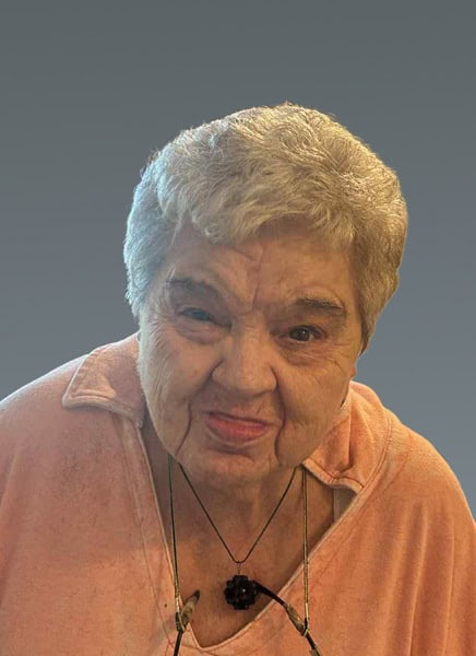 Mme Huguette Brisebois